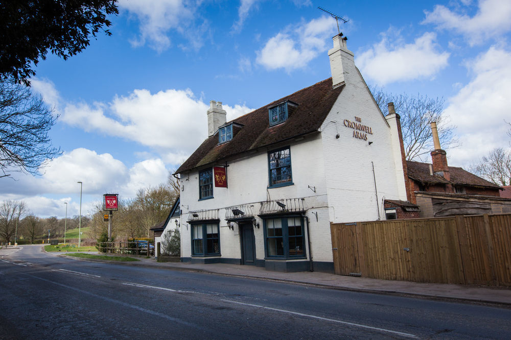 Cromwell Arms Country Pub With Rooms Romsey Exterior photo