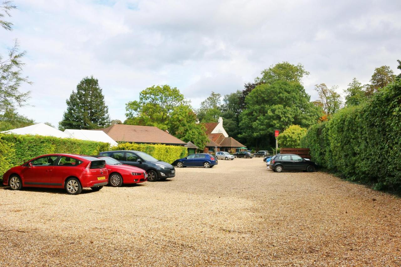 Cromwell Arms Country Pub With Rooms Romsey Exterior photo